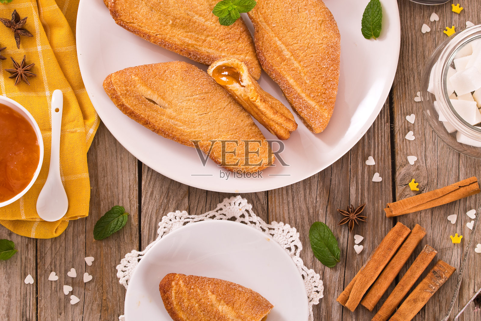 佛罗伦萨甜酥糕点。照片摄影图片