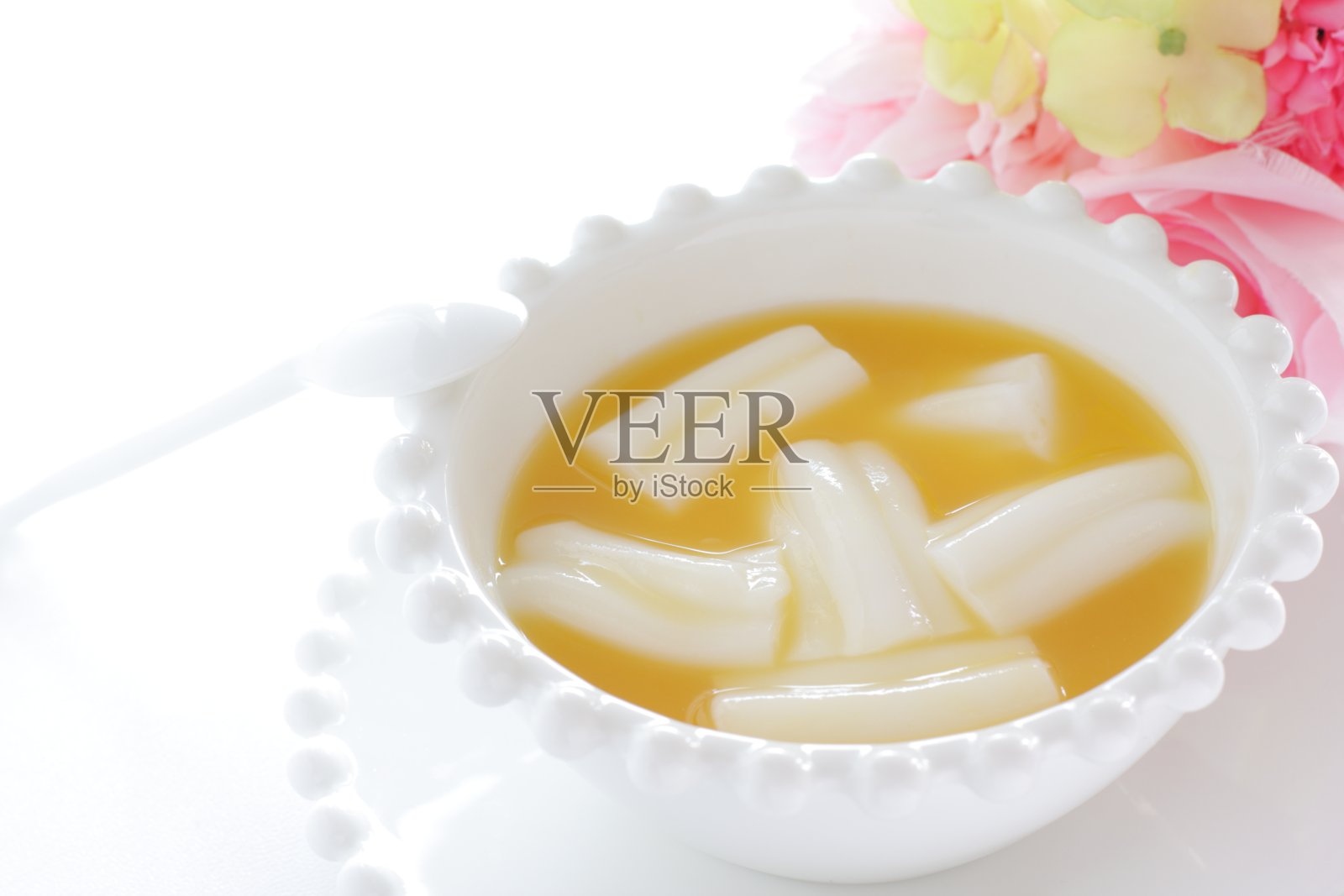 中国甜点，芒果酱杏仁豆腐照片摄影图片