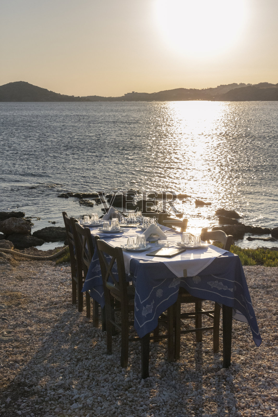 Anavyssos日落海滩餐厅照片摄影图片