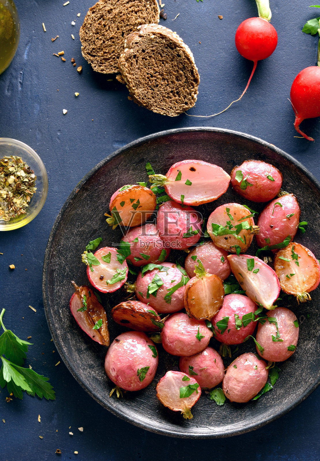 烤萝卜照片摄影图片