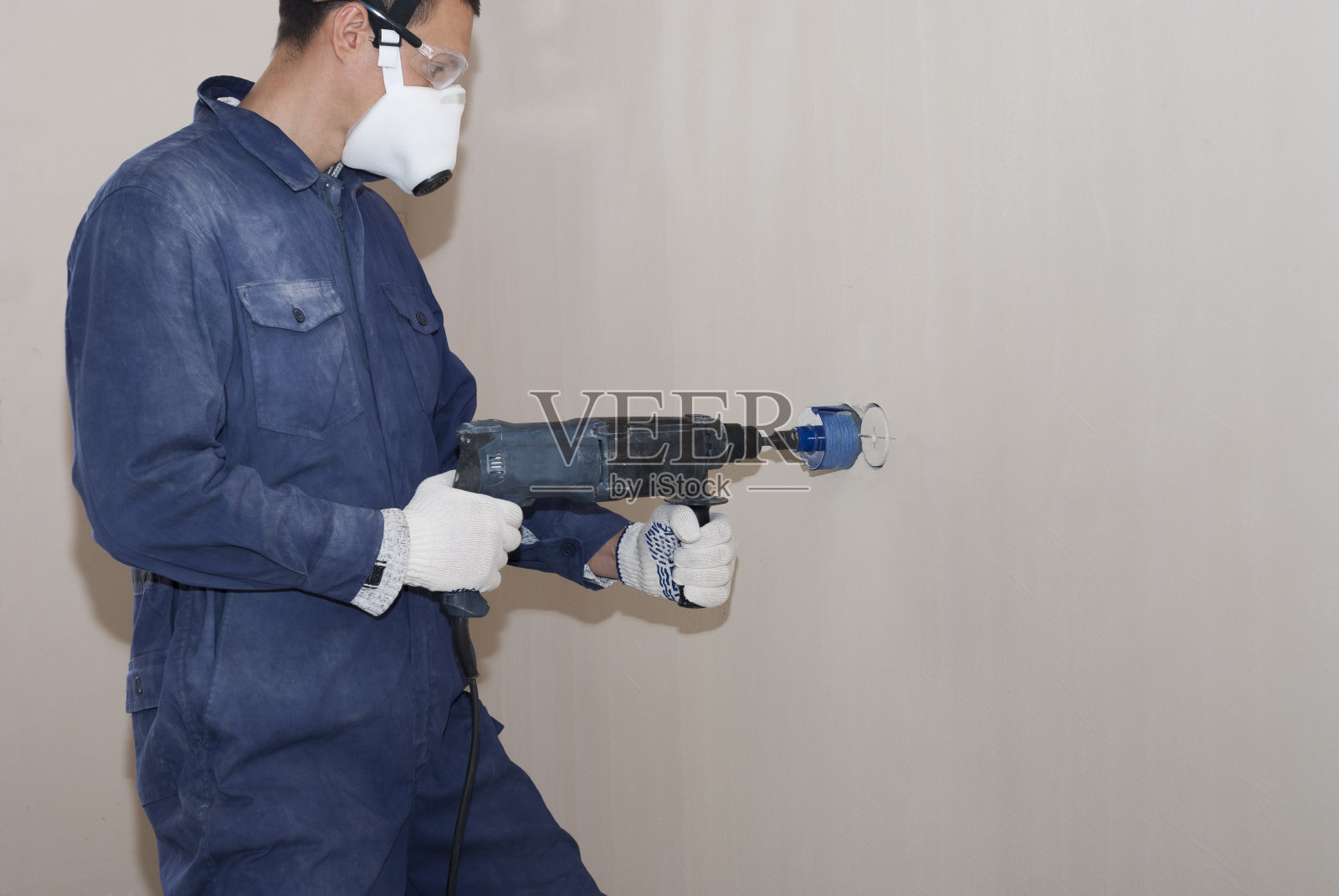 用于钢筋混凝土钻孔的金刚石取芯钻头照片摄影图片