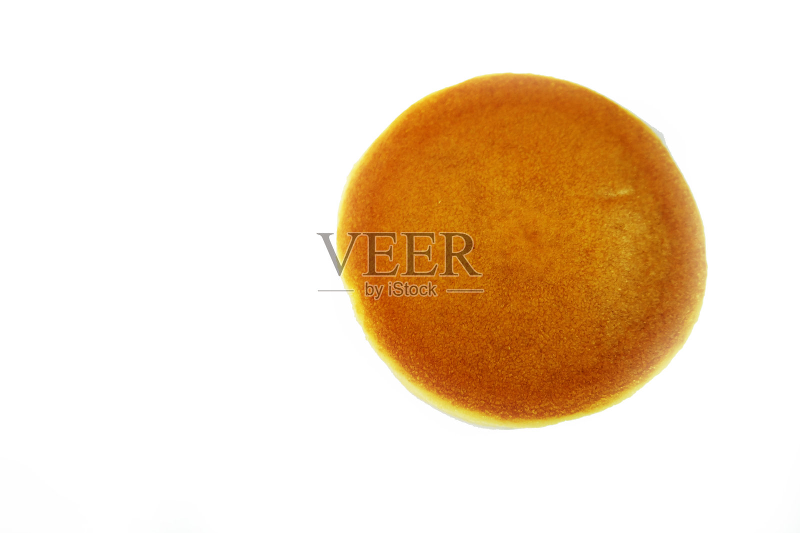 竹烧孤立在白色背景上。日本传统的甜面包煎饼和红豆甜点。美味的食品饮料设计理念。照片摄影图片