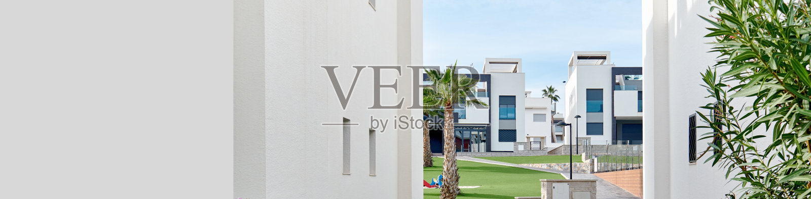 现代建筑夏季景观照片摄影图片