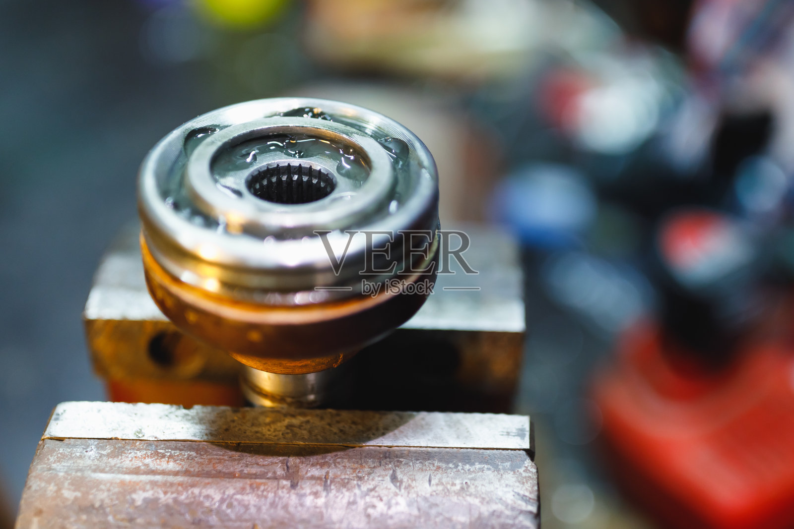 旧车库ATV恒速CV接头修理照片摄影图片