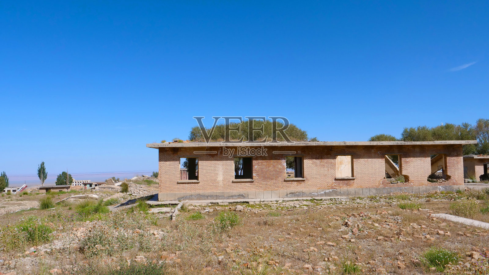 沙漠小镇的风景，拍摄地点在中国甘肃照片摄影图片