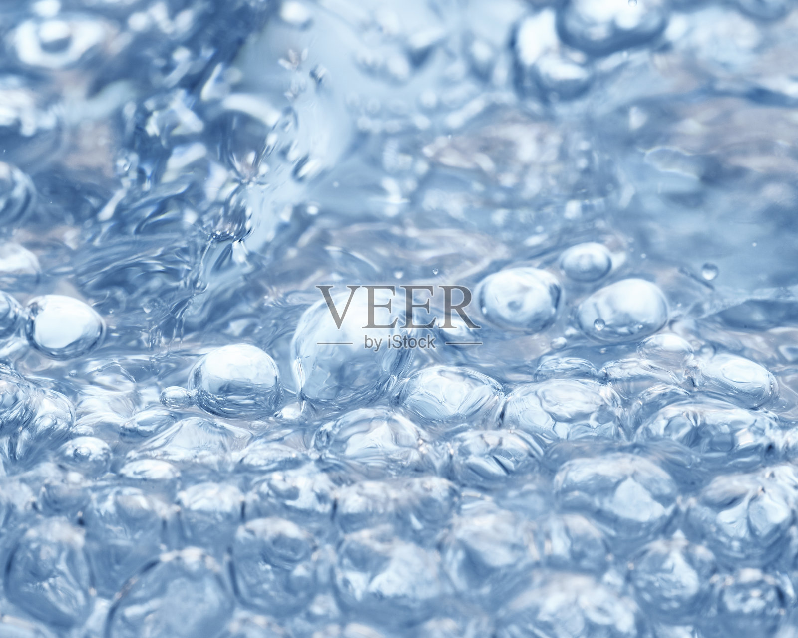 透明苏打水苏打水和冰特写照片摄影图片