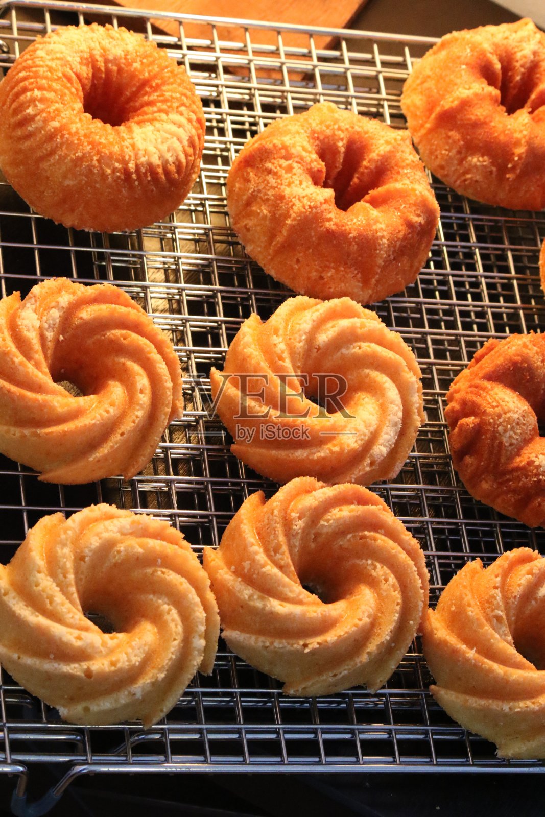 捆绑蛋糕照片摄影图片