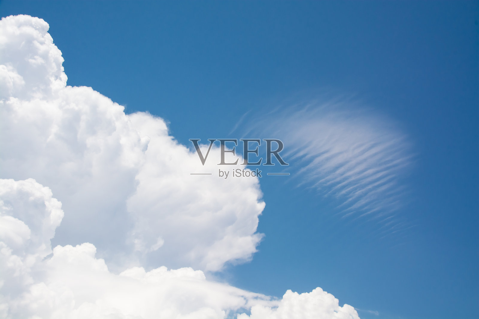 白色卷云和卷云照片摄影图片