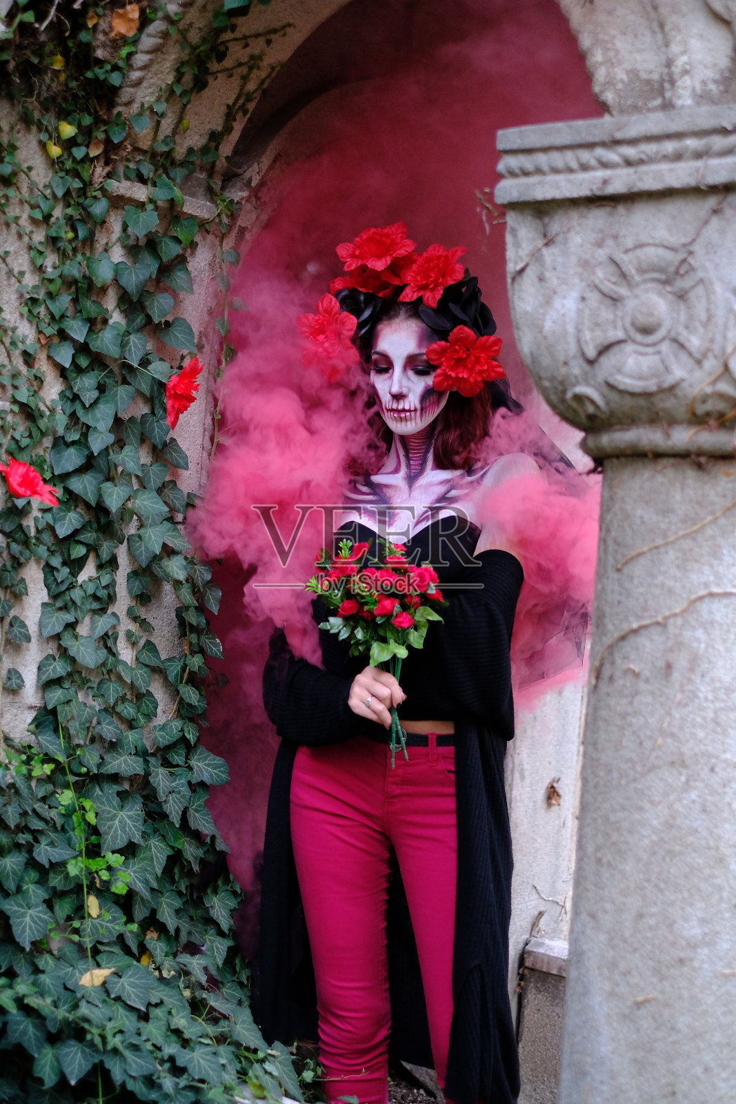 万圣节在公墓照片摄影图片