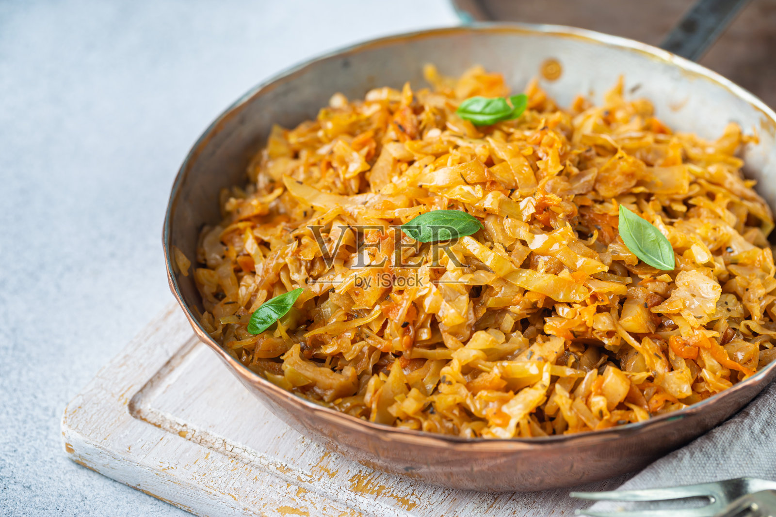 炖白菜或炖白菜照片摄影图片