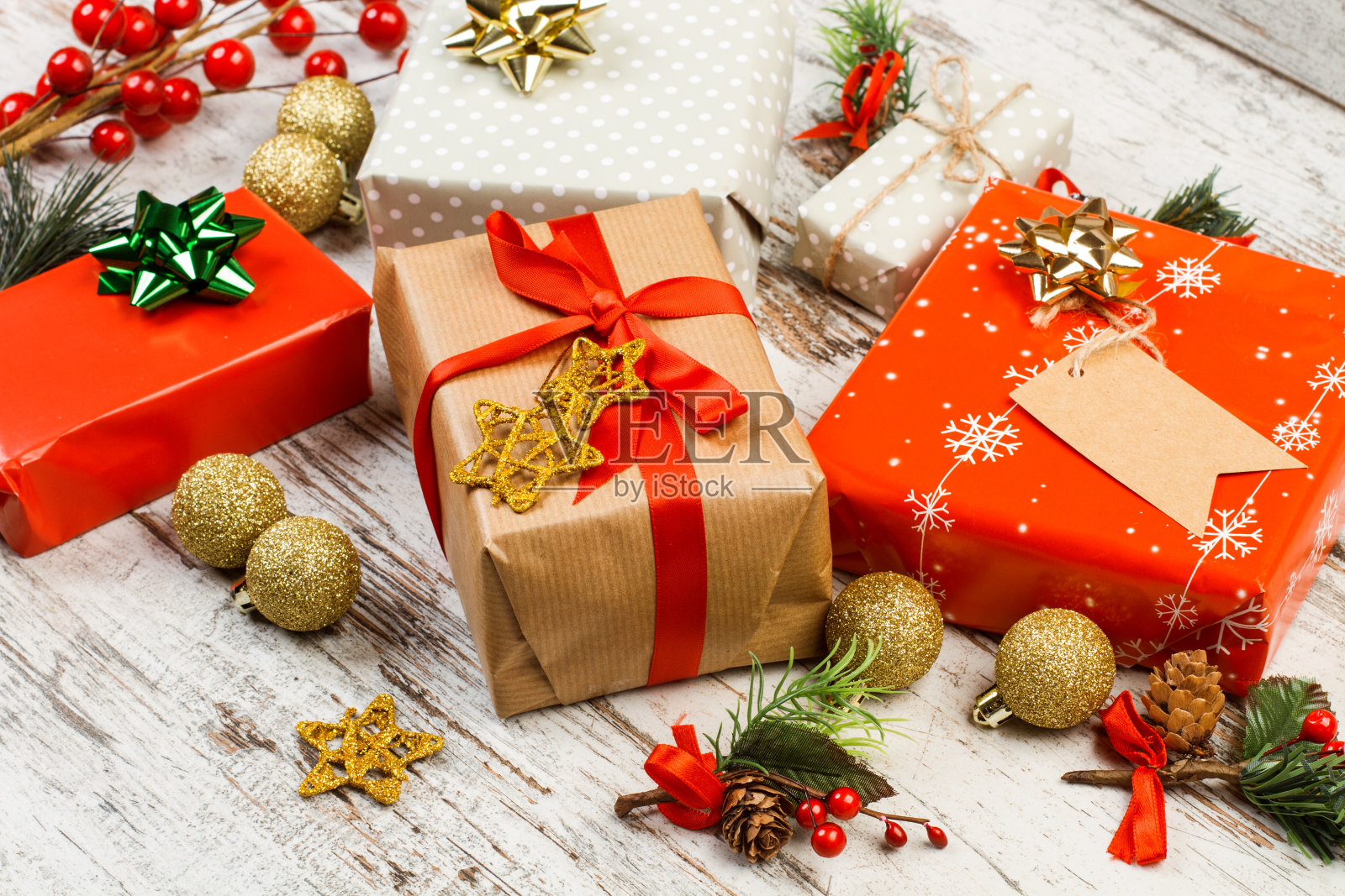 圣诞礼物及装饰品照片摄影图片