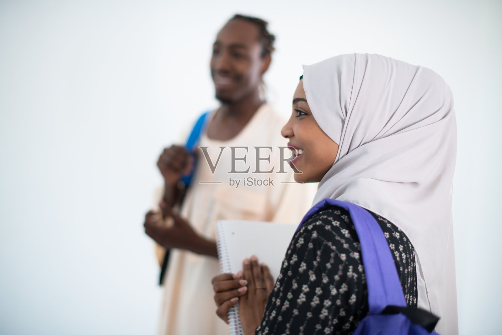 一群快乐的非洲学生照片摄影图片