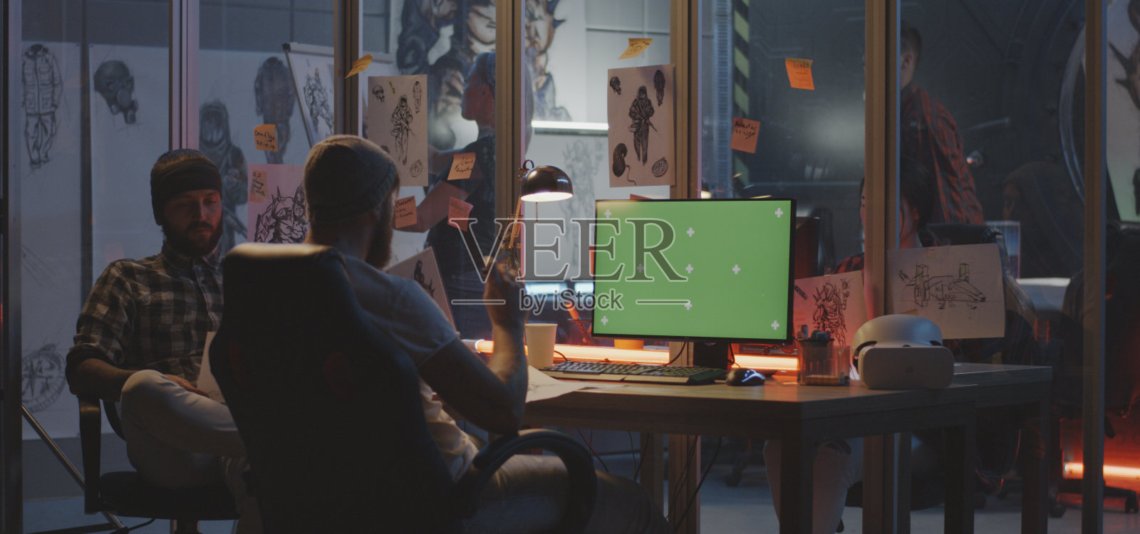 电子游戏开发者讨论项目照片摄影图片