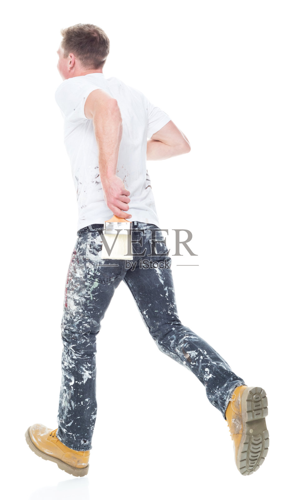 后视图/全长/一个20-29岁的成年人英俊的人高加索青年男子/男性跑步/慢跑在白人背景前照片摄影图片