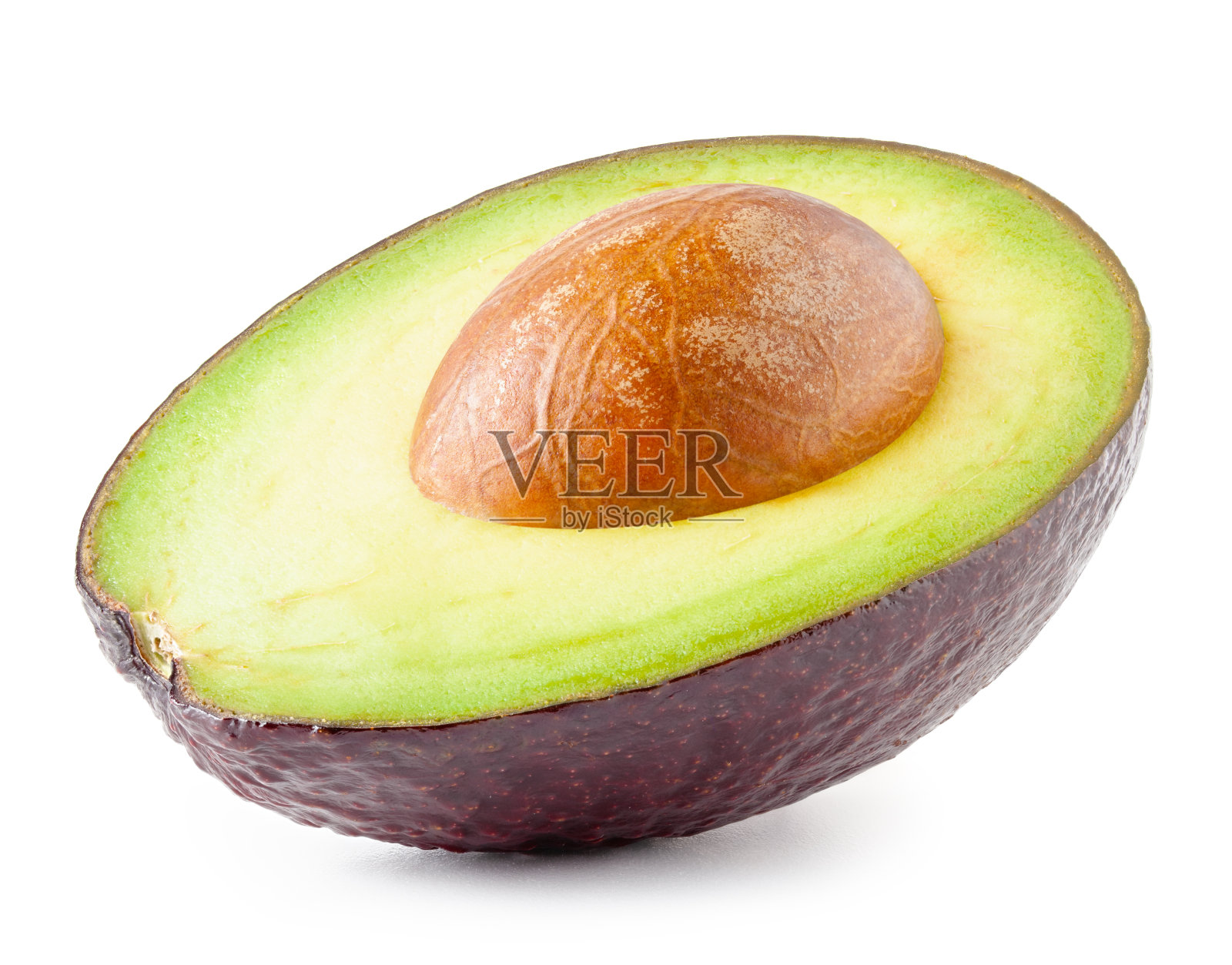 牛油果在一个切割孤立在白色照片摄影图片