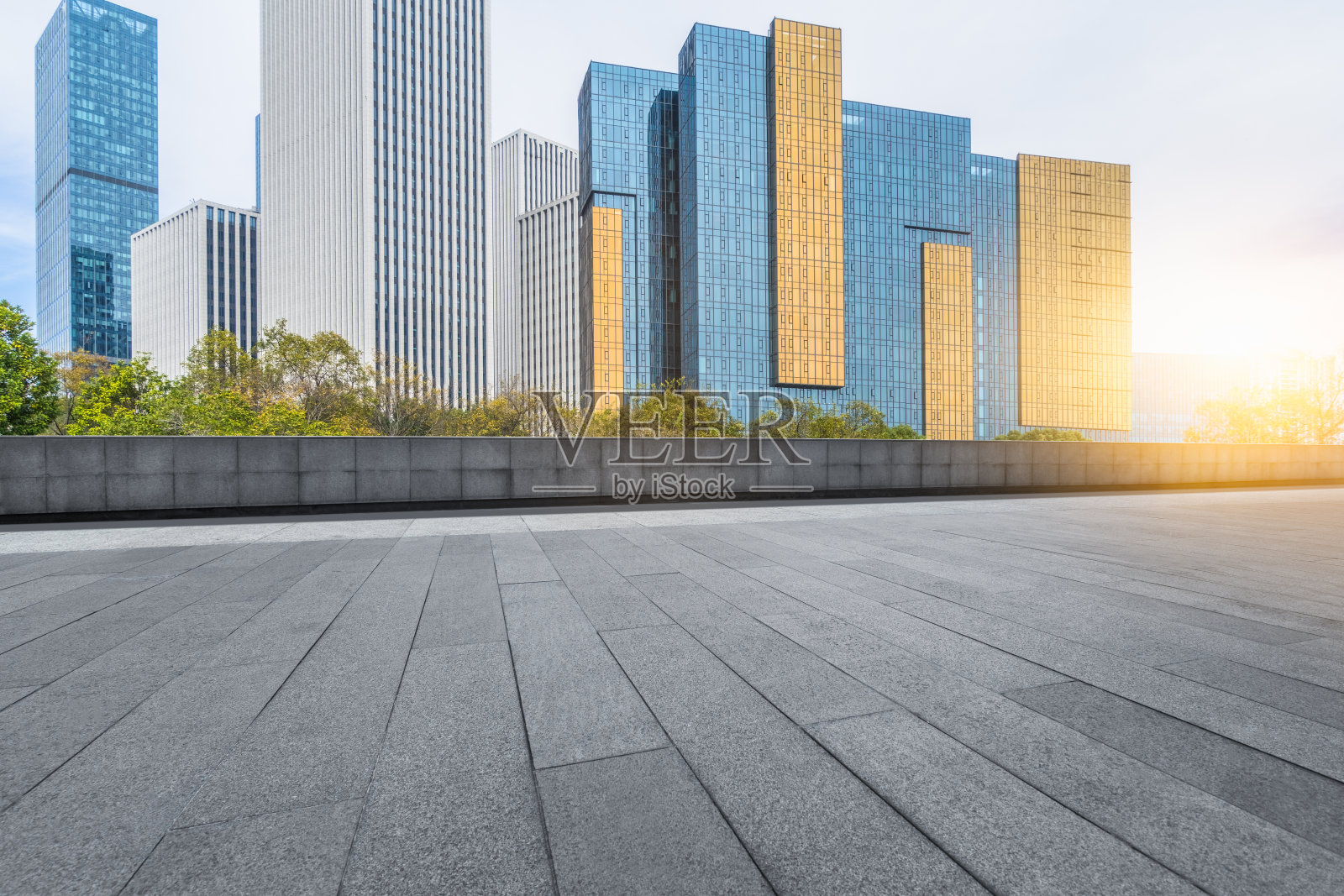 城市广场，中国商业金融区照片摄影图片