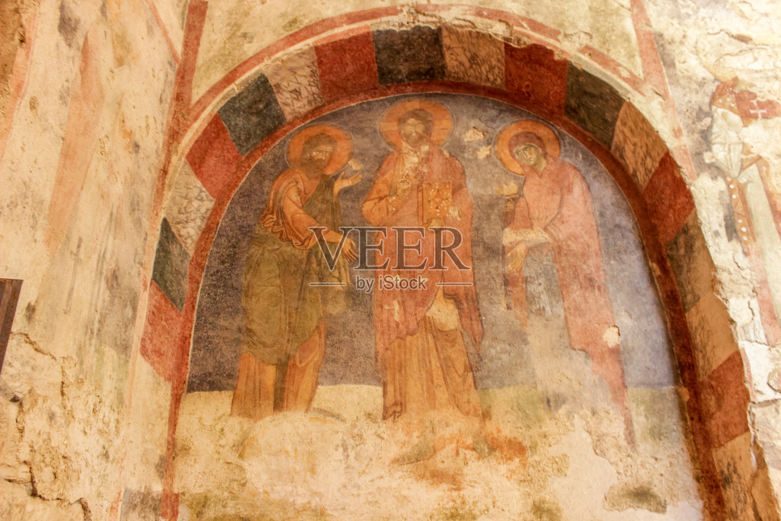 圣尼古拉斯教堂墙上画着圣人面孔的壁画。火鸡安塔利亚。Demre照片摄影图片