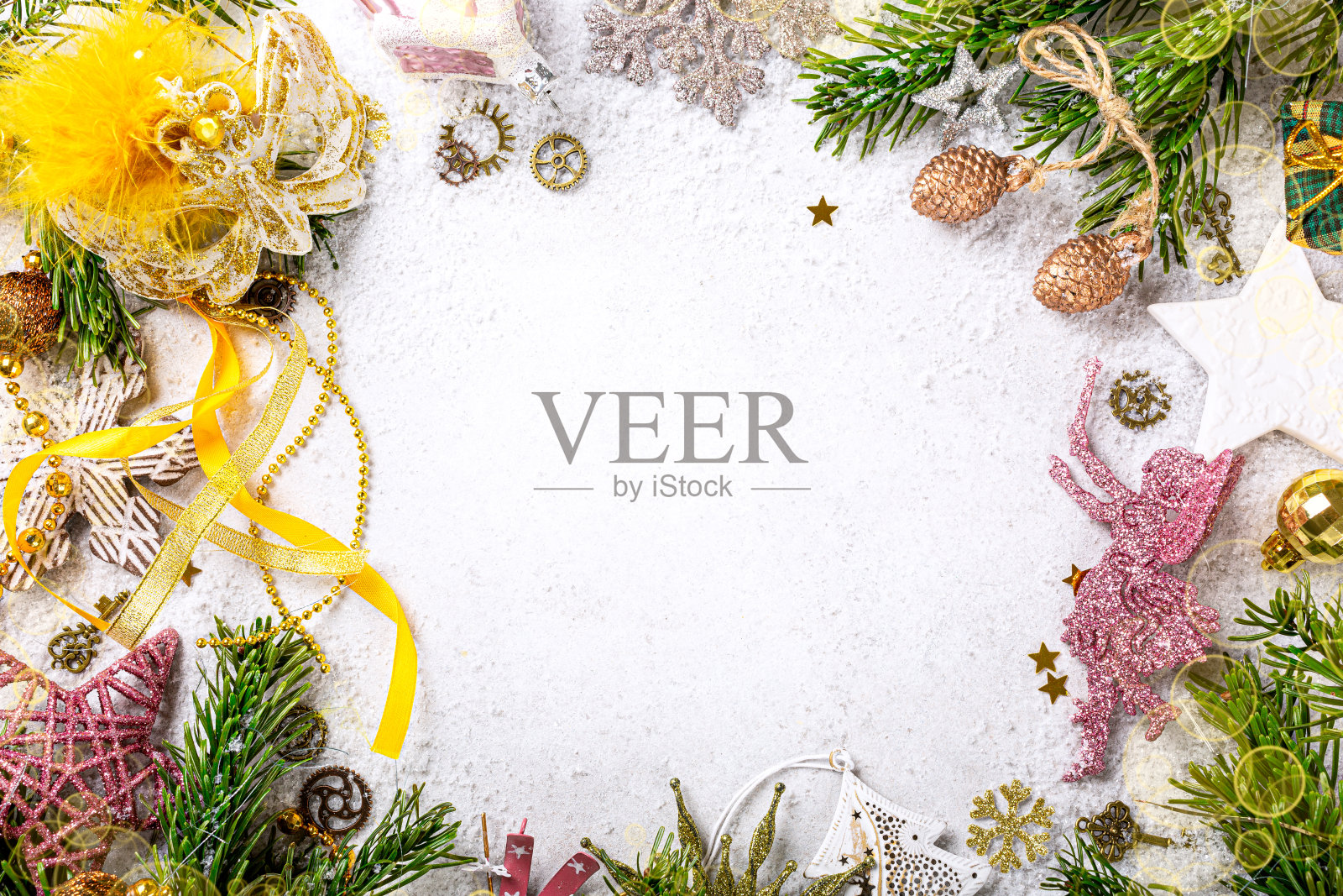 节日背景与木制圣诞树照片摄影图片