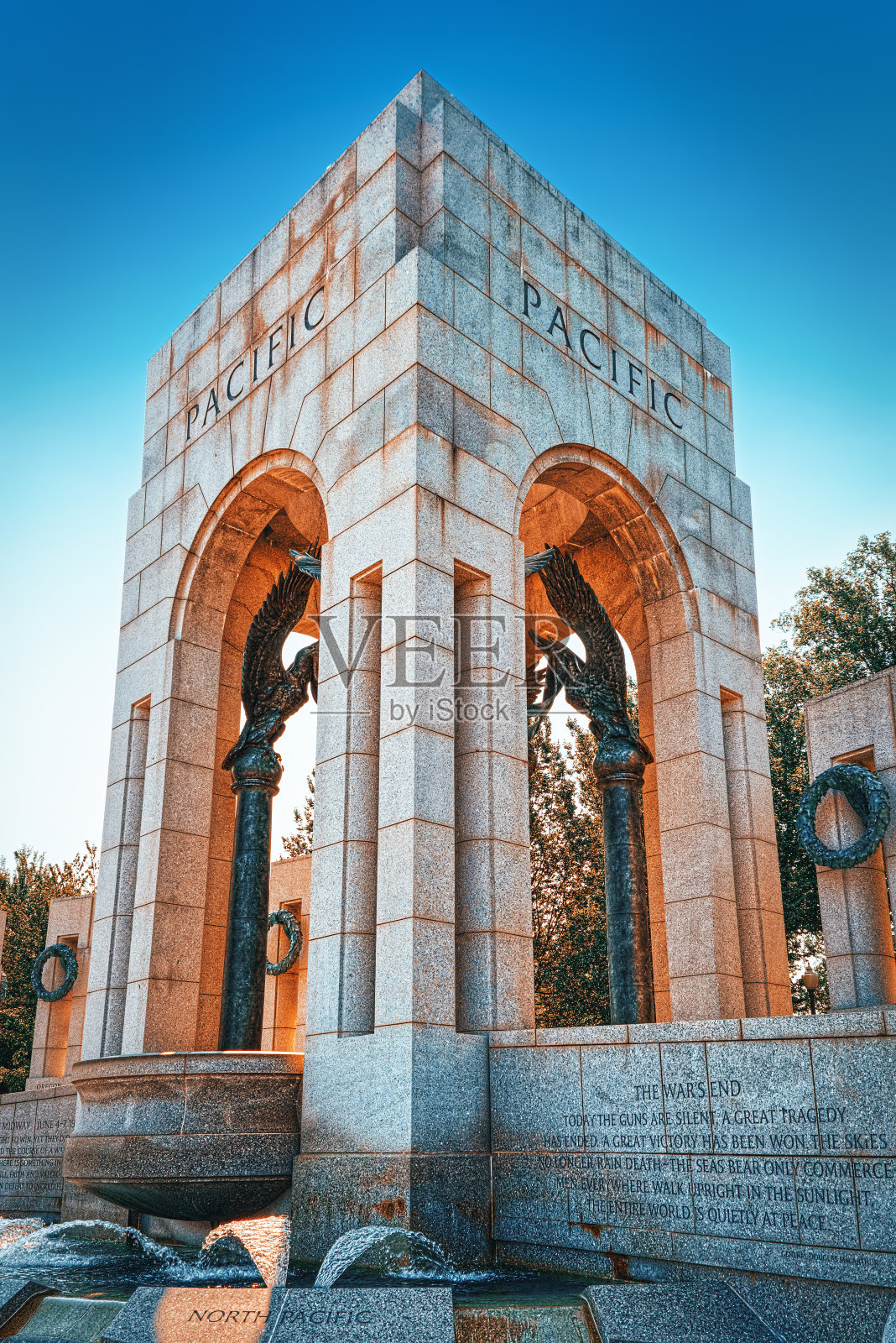 美国华盛顿，国家二战纪念碑。照片摄影图片