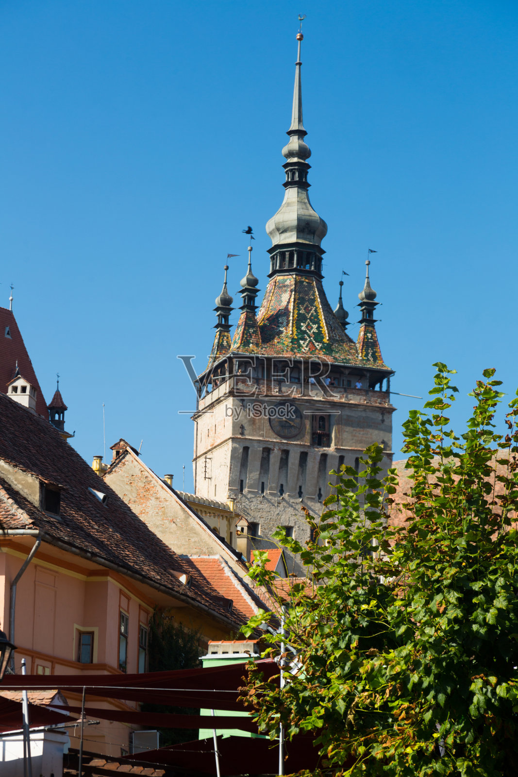 从锡基索瓦拉的街道上看钟楼的图像照片摄影图片