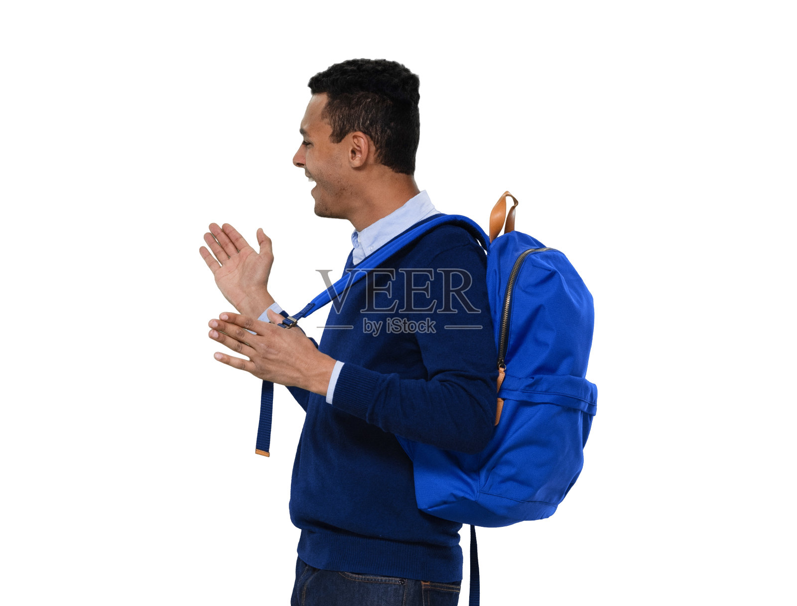 侧视图/侧视/侧面视图/全长/正面视图/一人/一人/腰部以上/ 20-29岁的成年英俊的人的肖像黑头发非洲裔/非洲裔/ z一代男性/年轻男性照片摄影图片