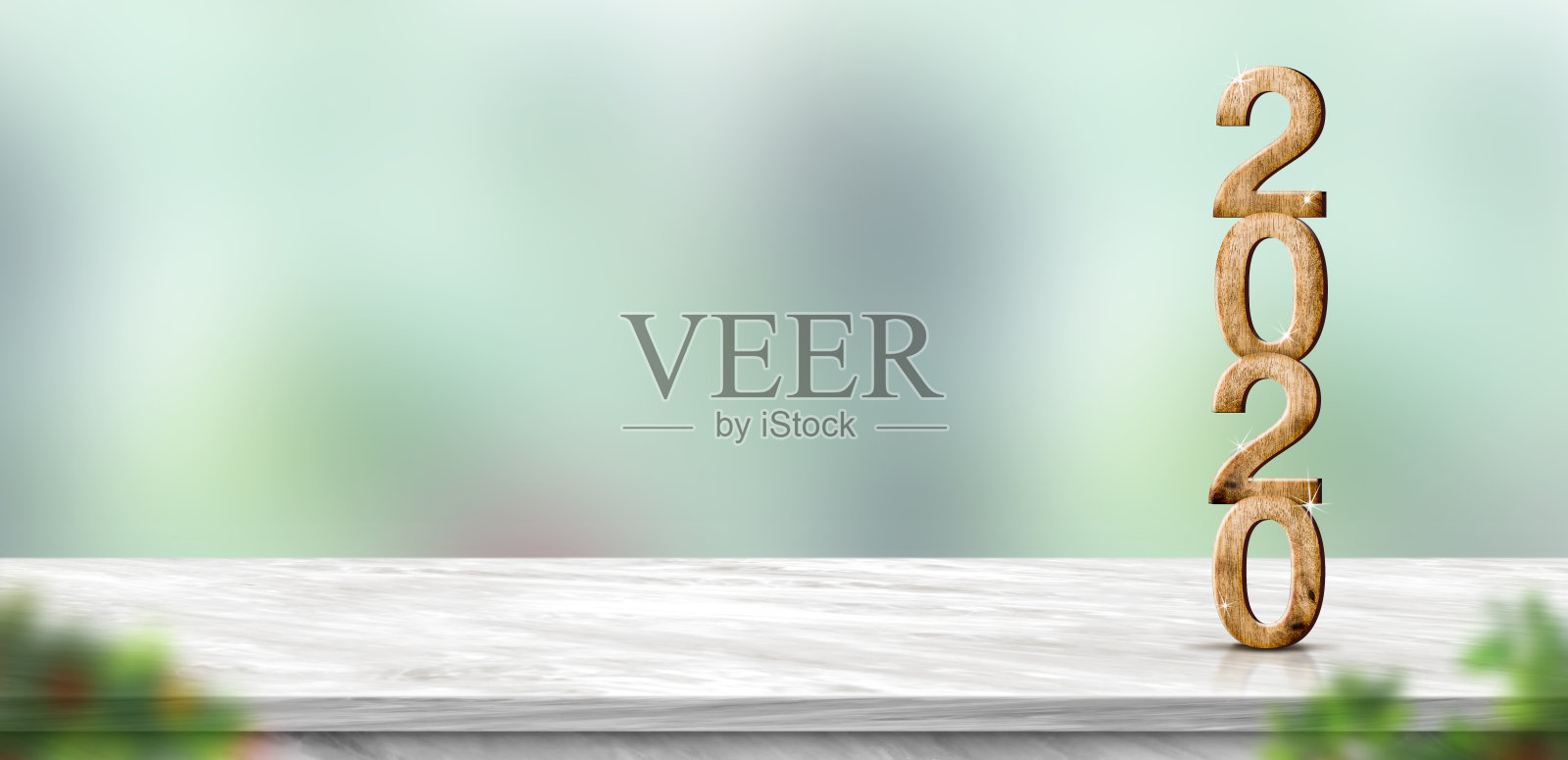 2020年新年木号(3d渲染)在大理石桌子上模糊抽象的绿色散景背景，模拟横幅空间展示或蒙太奇产品，节日庆祝贺卡照片摄影图片