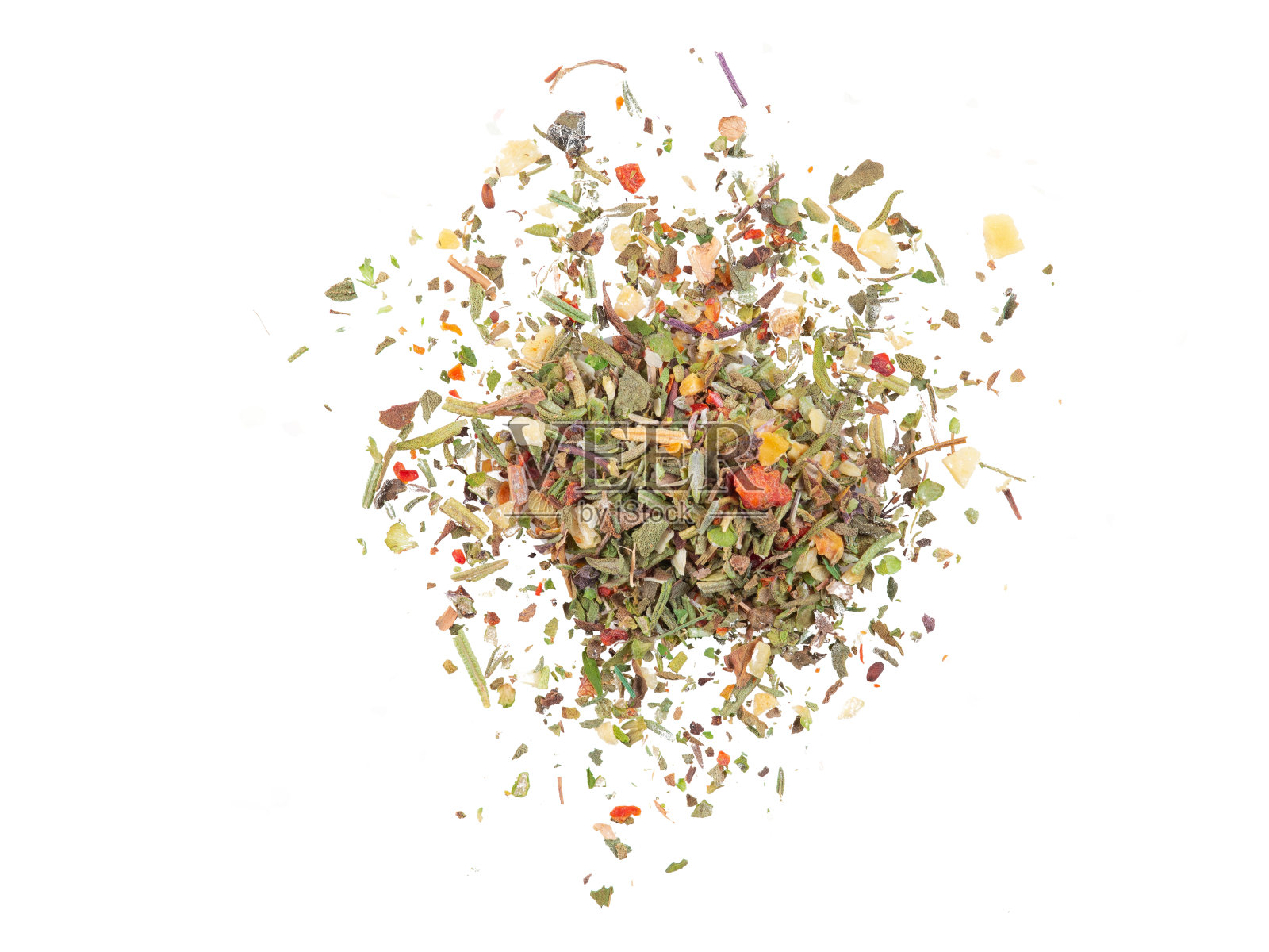 一些切碎的，混合的草药孤立在白色背景与复制空间的文本，图像。香料。包装的概念。特写,俯视图照片摄影图片