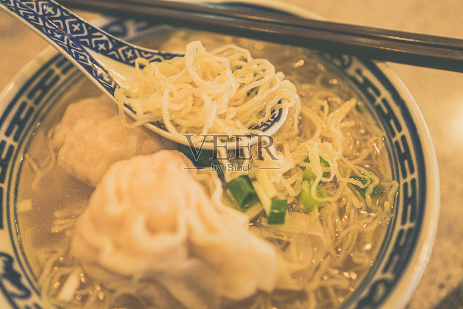 东南亚:香港最好的馄饨面之一(尖柴记)照片摄影图片