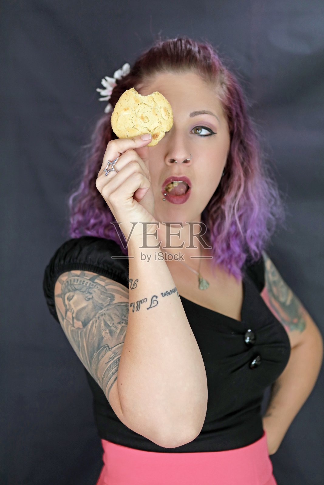 有一个饼干照片摄影图片