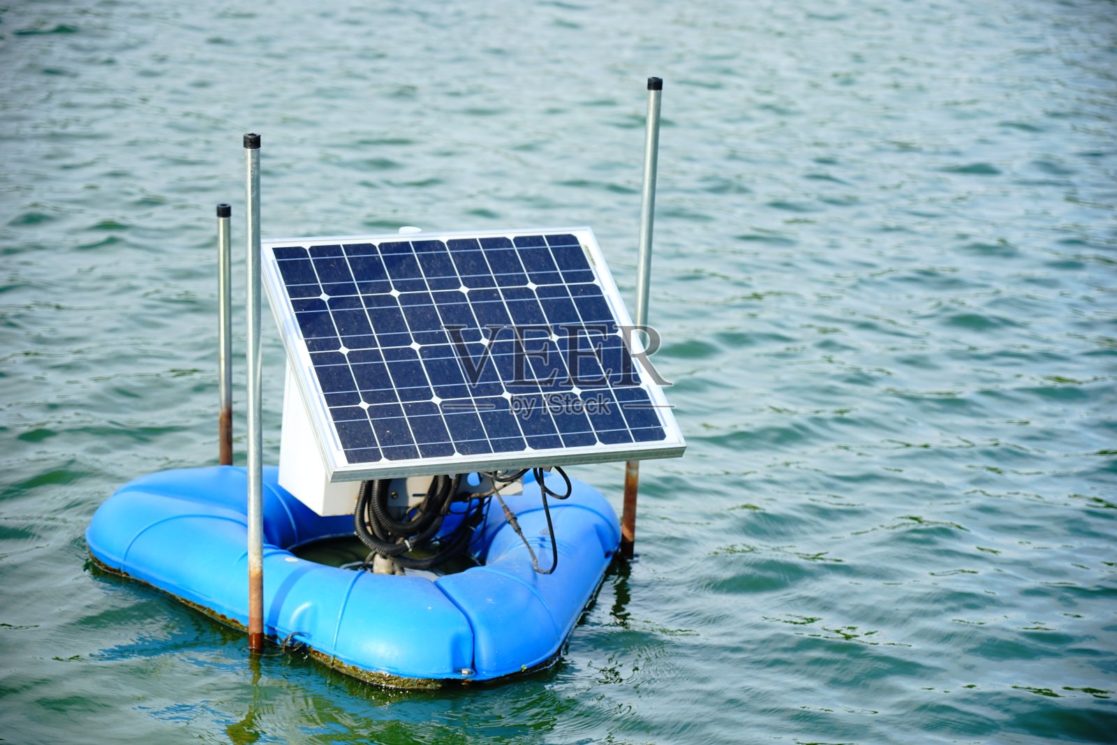 太阳能水轮机照片摄影图片
