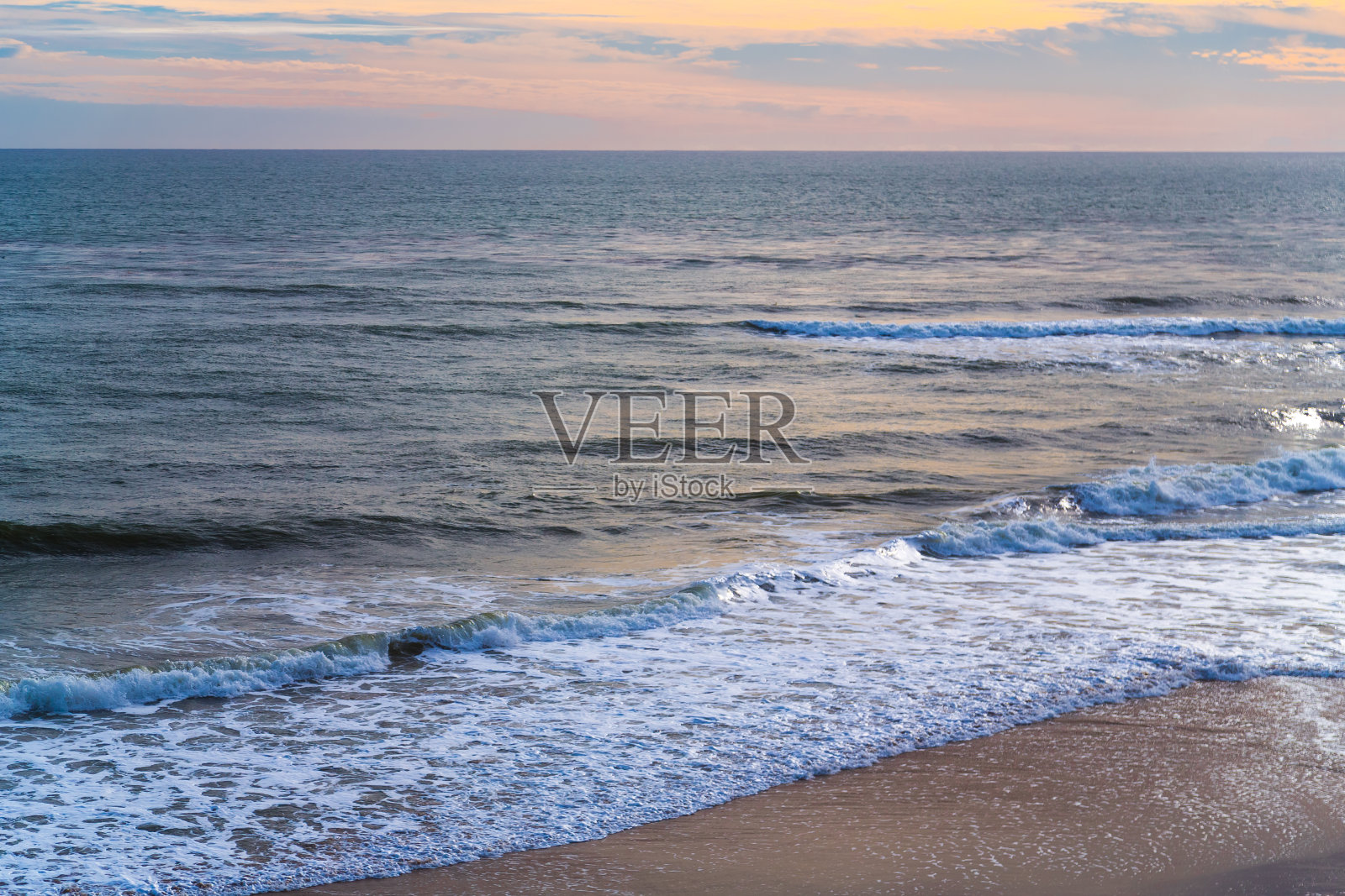 太平洋上的日落照片摄影图片