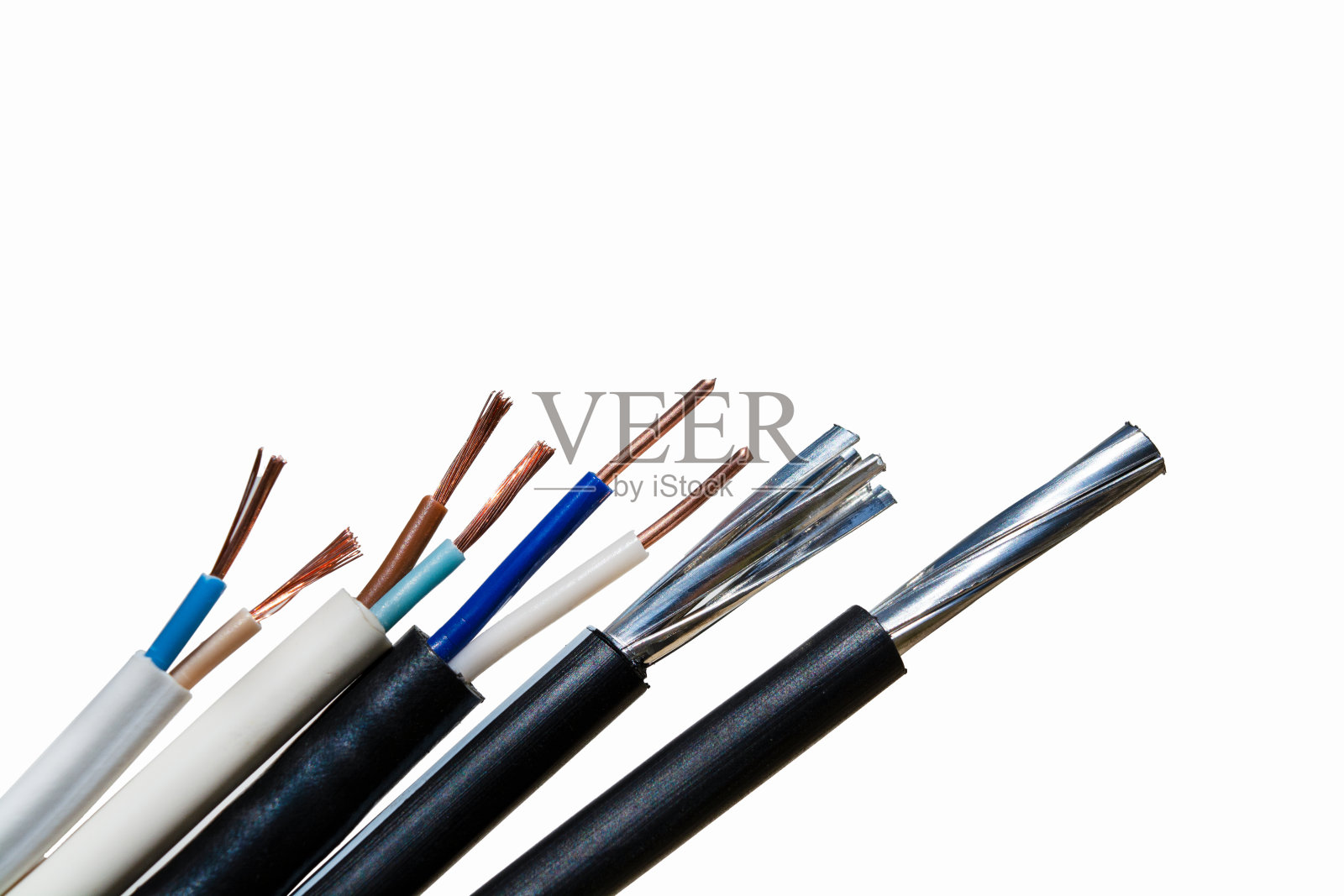 在孤立的白色背景上剥离的电线照片摄影图片