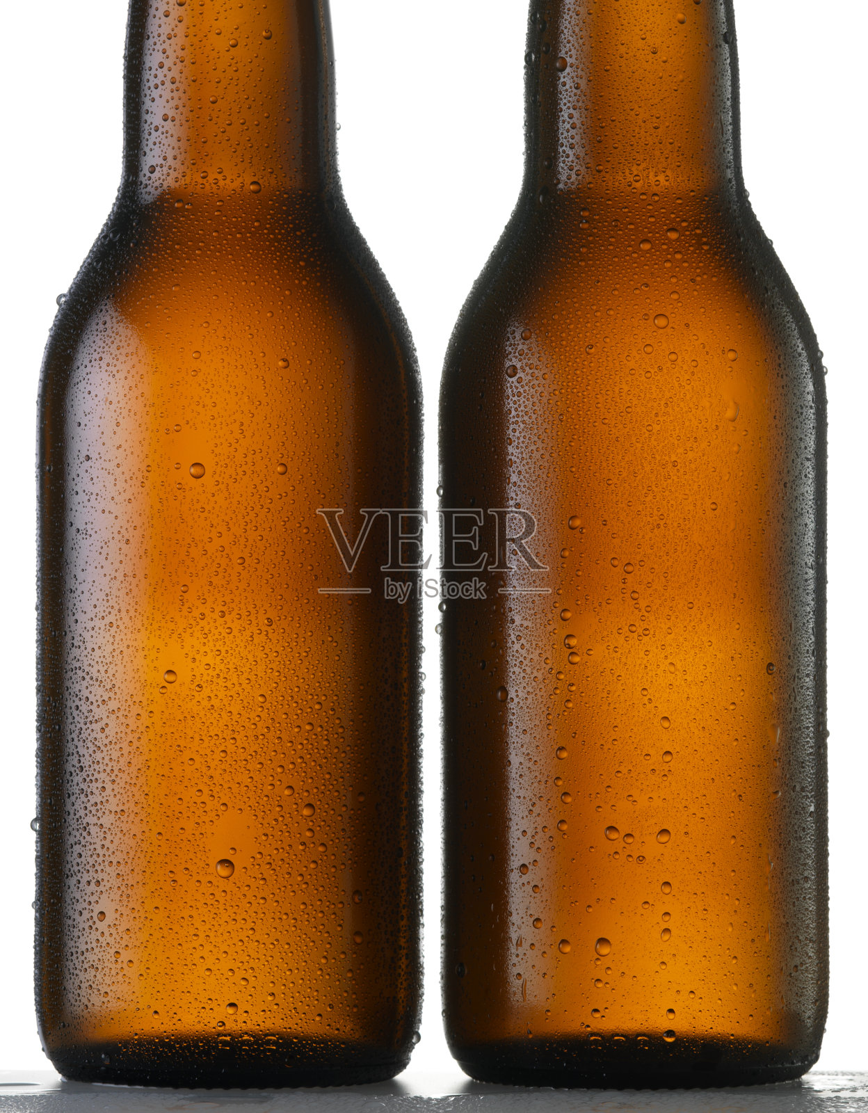 啤酒瓶喷照片摄影图片