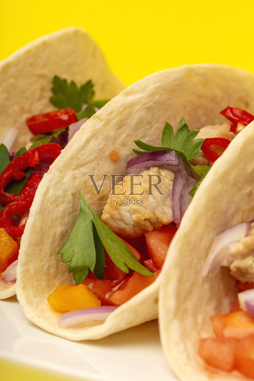 自制的墨西哥炸玉米饼照片摄影图片