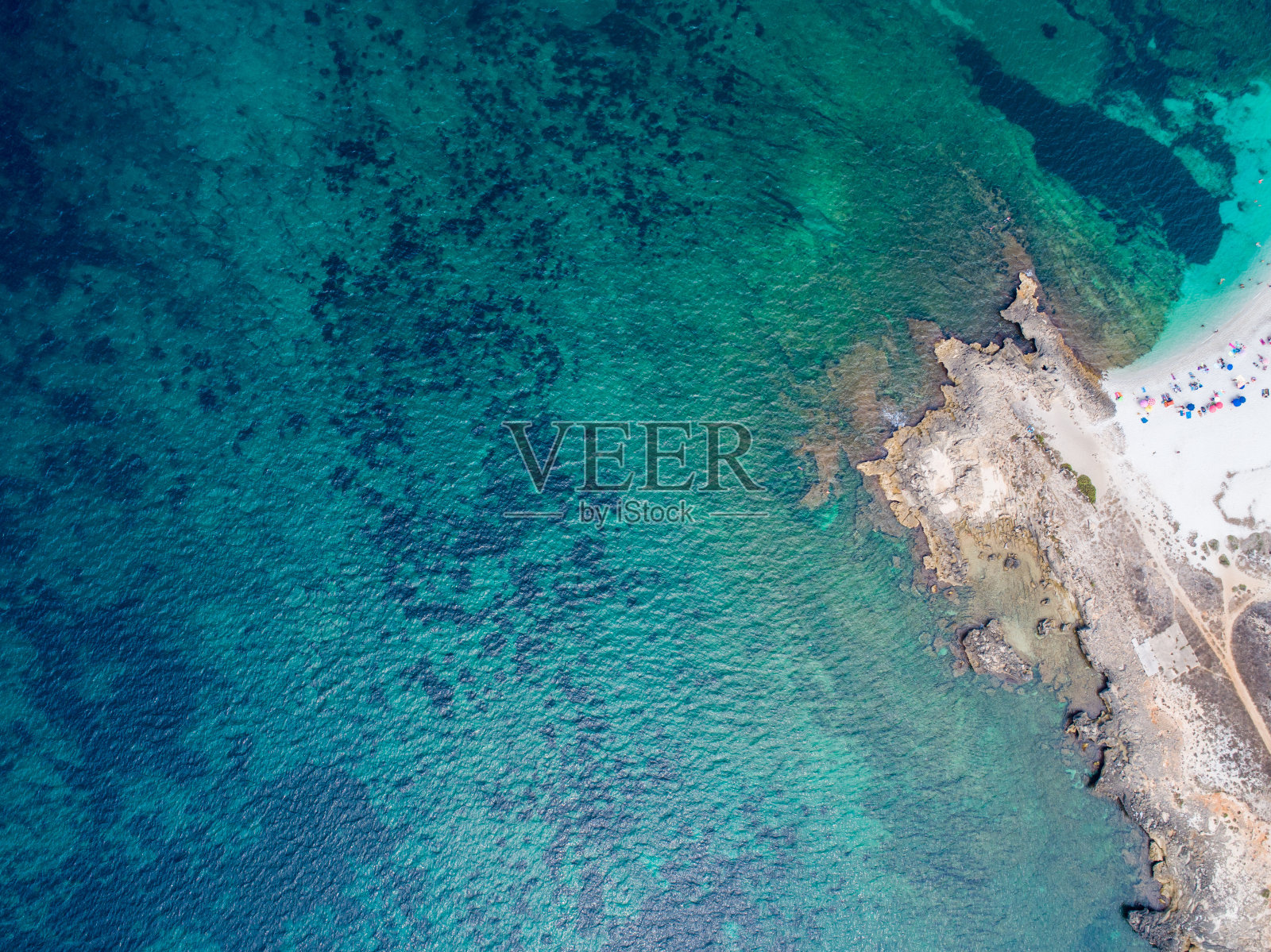 撒丁岛的海面照片摄影图片