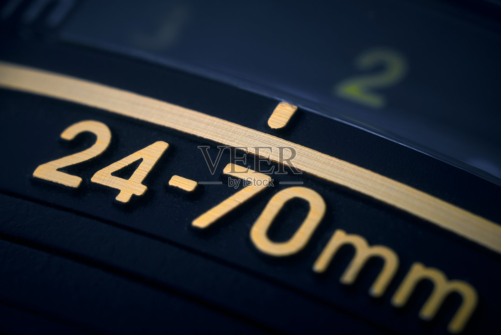 现代变焦镜头24-70微距片段照片摄影图片