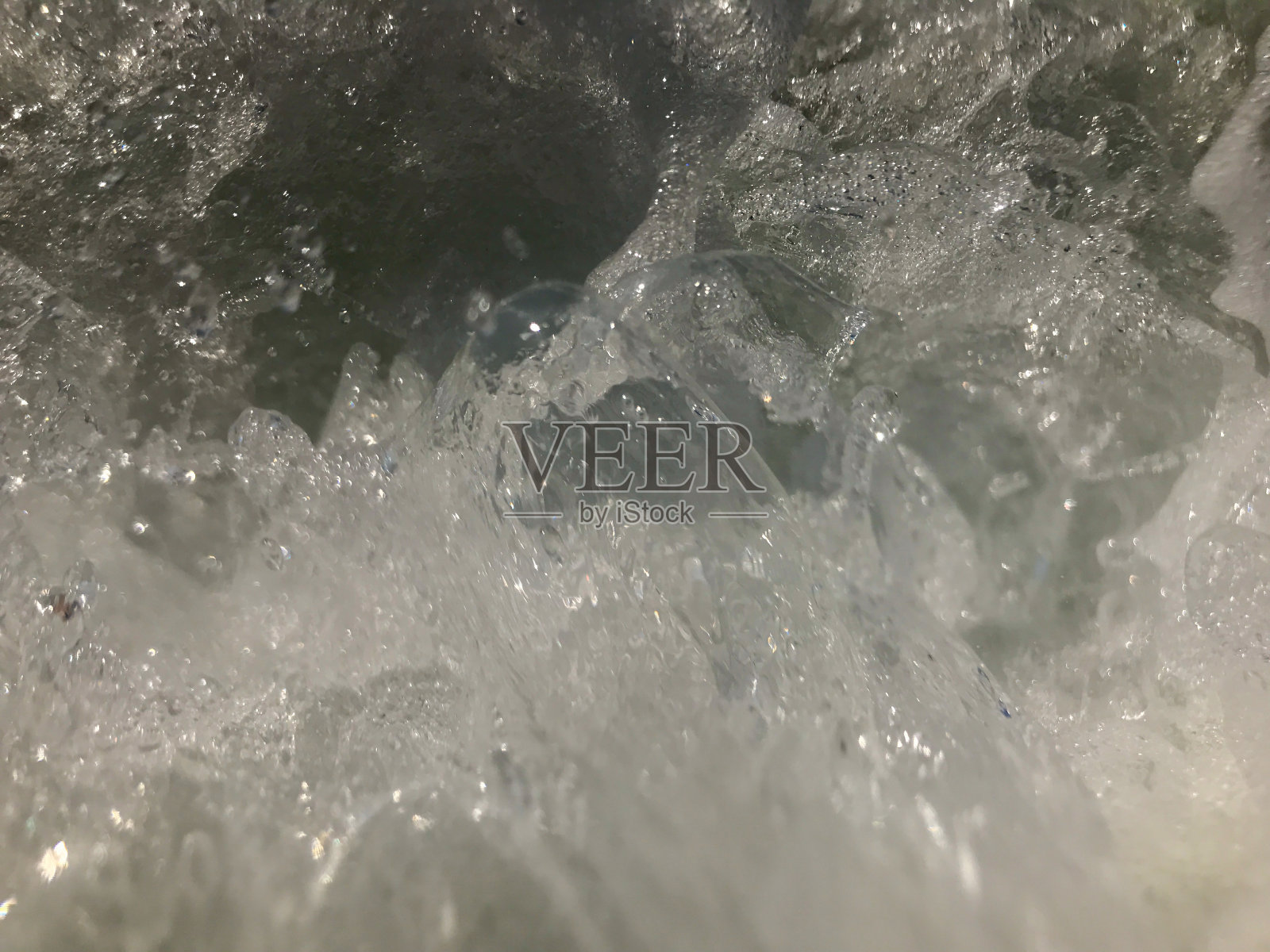 印度果阿，海浪冲向相机照片摄影图片