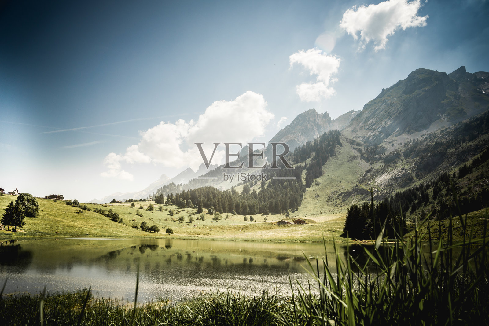 山-湖的Confins照片摄影图片