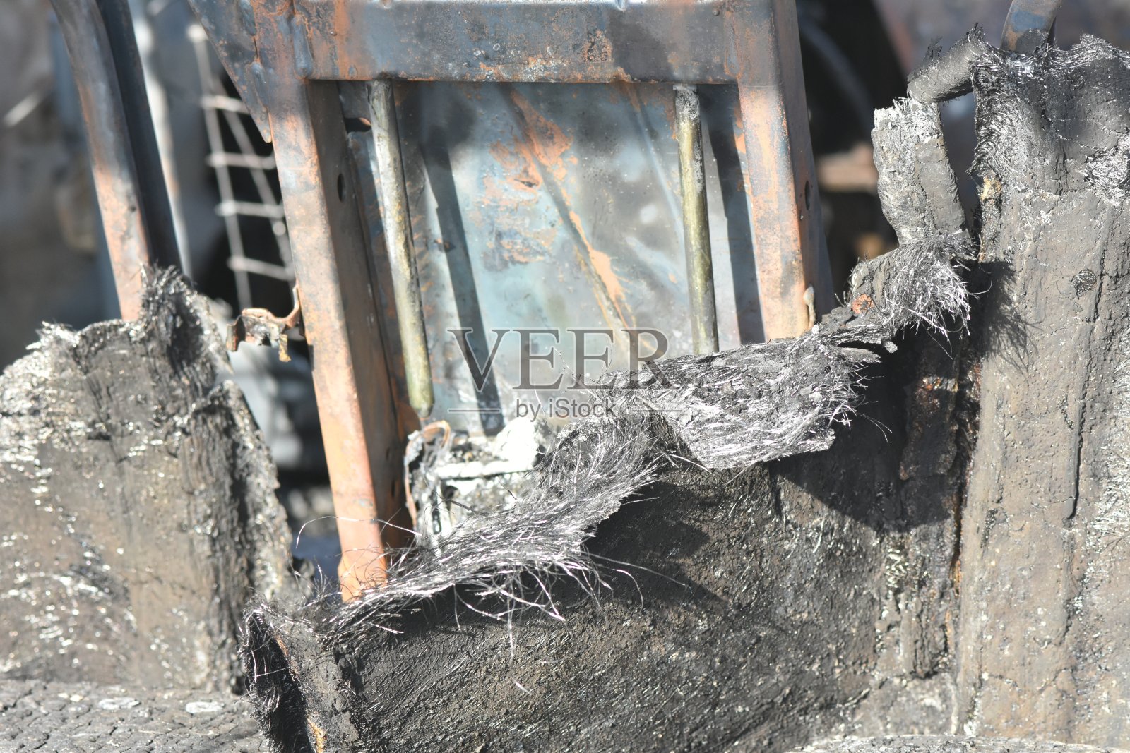 烧毁的车辆照片摄影图片