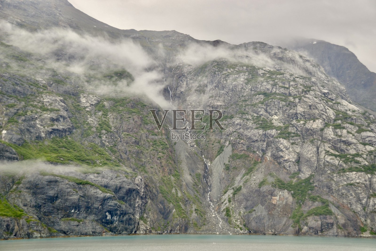 阿拉斯加的瀑布照片摄影图片