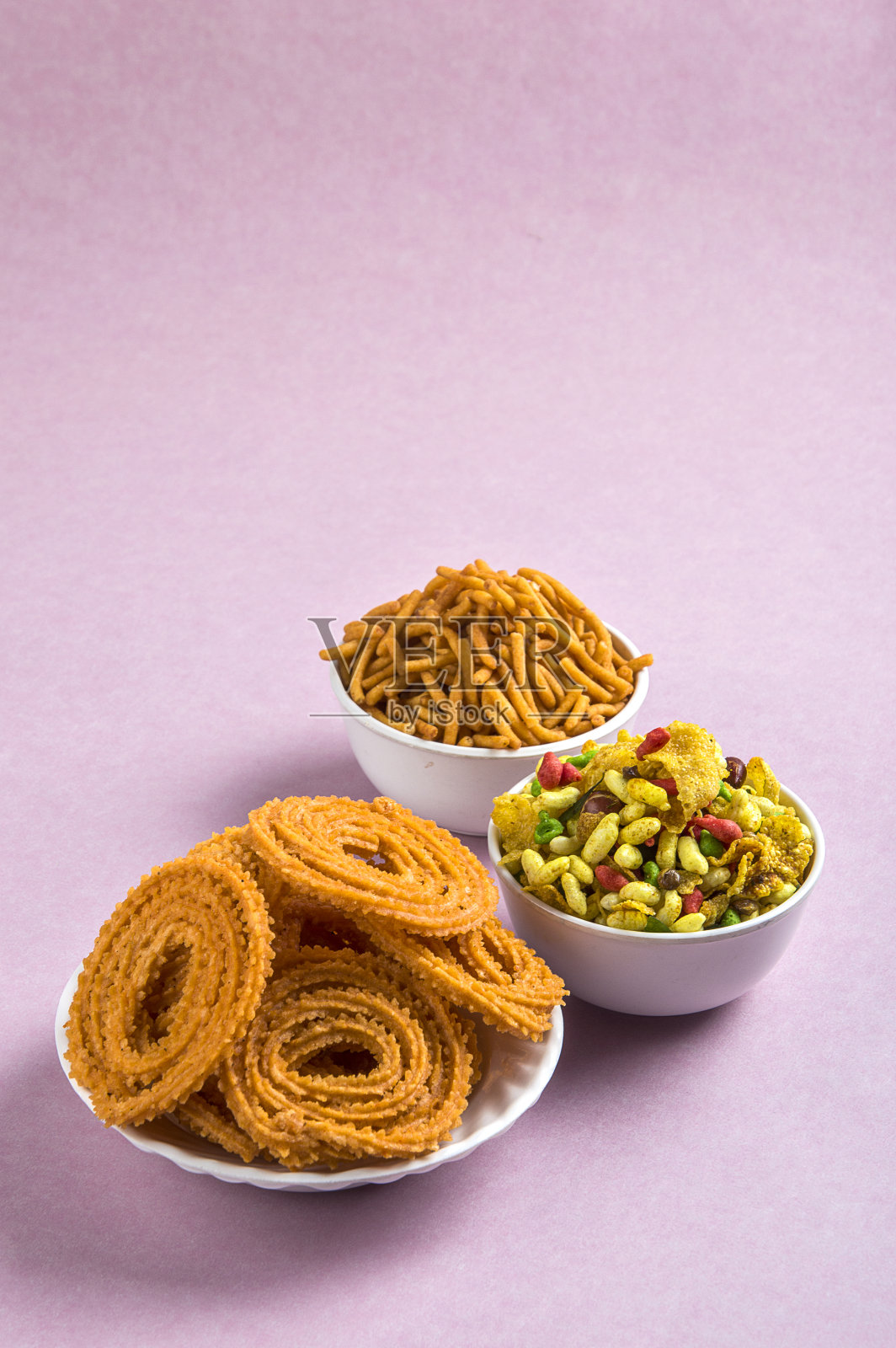 印度小吃:粉饼，粉饼，粉饼，粉饼，粉饼，粉饼，粉饼排灯节的食物照片摄影图片