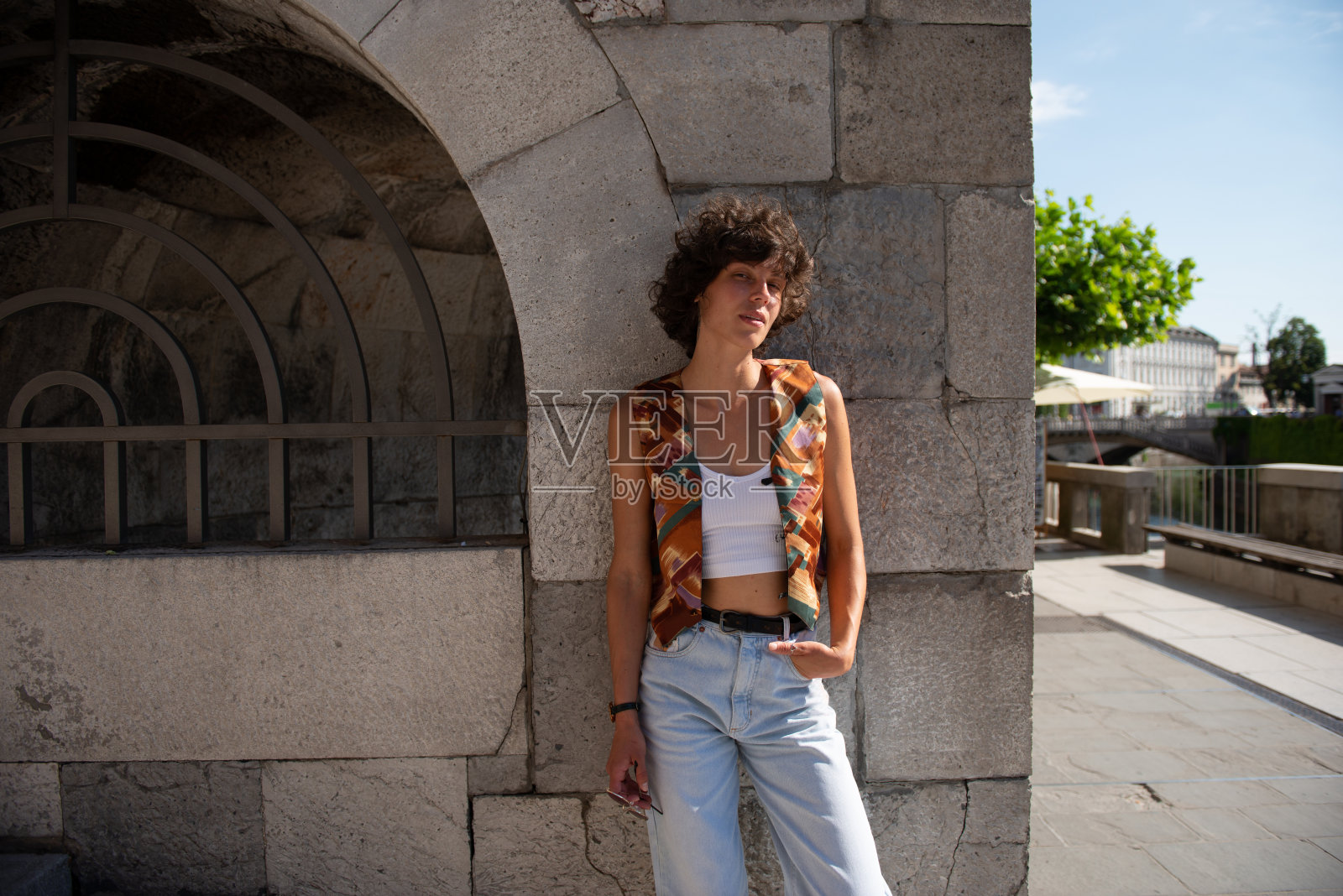 自然的女人照片摄影图片