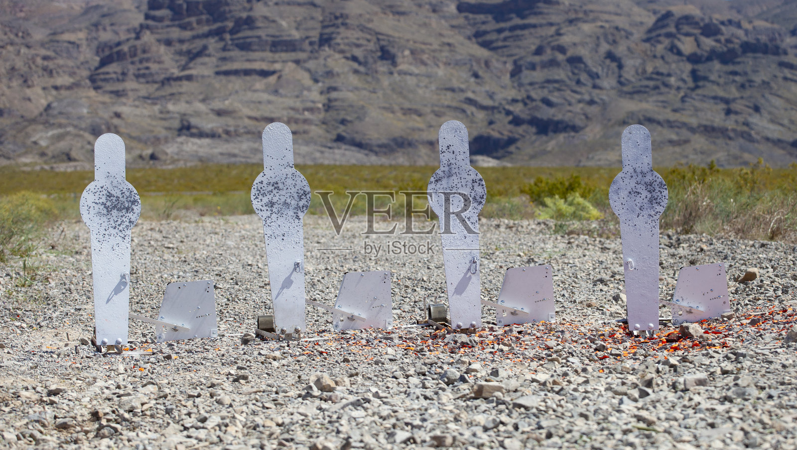 霰弹枪练习用的钢靶照片摄影图片