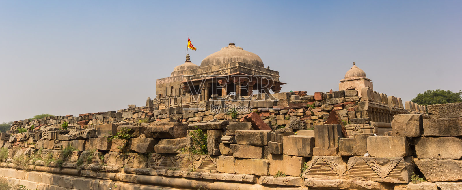 历史村庄Abhaneri的Harshat Mata寺庙全景图照片摄影图片