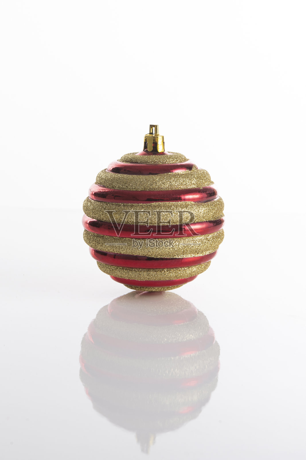 红色与闪光线装饰圣诞树装饰照片摄影图片