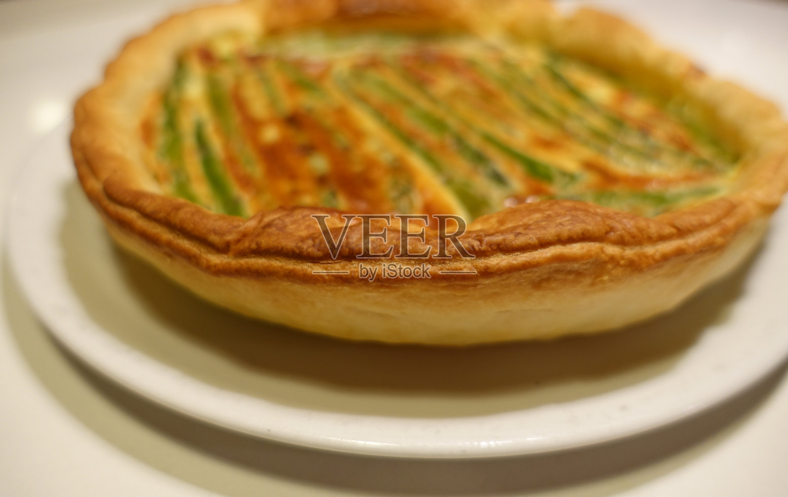 快洛兰-芦笋蛋糕照片摄影图片