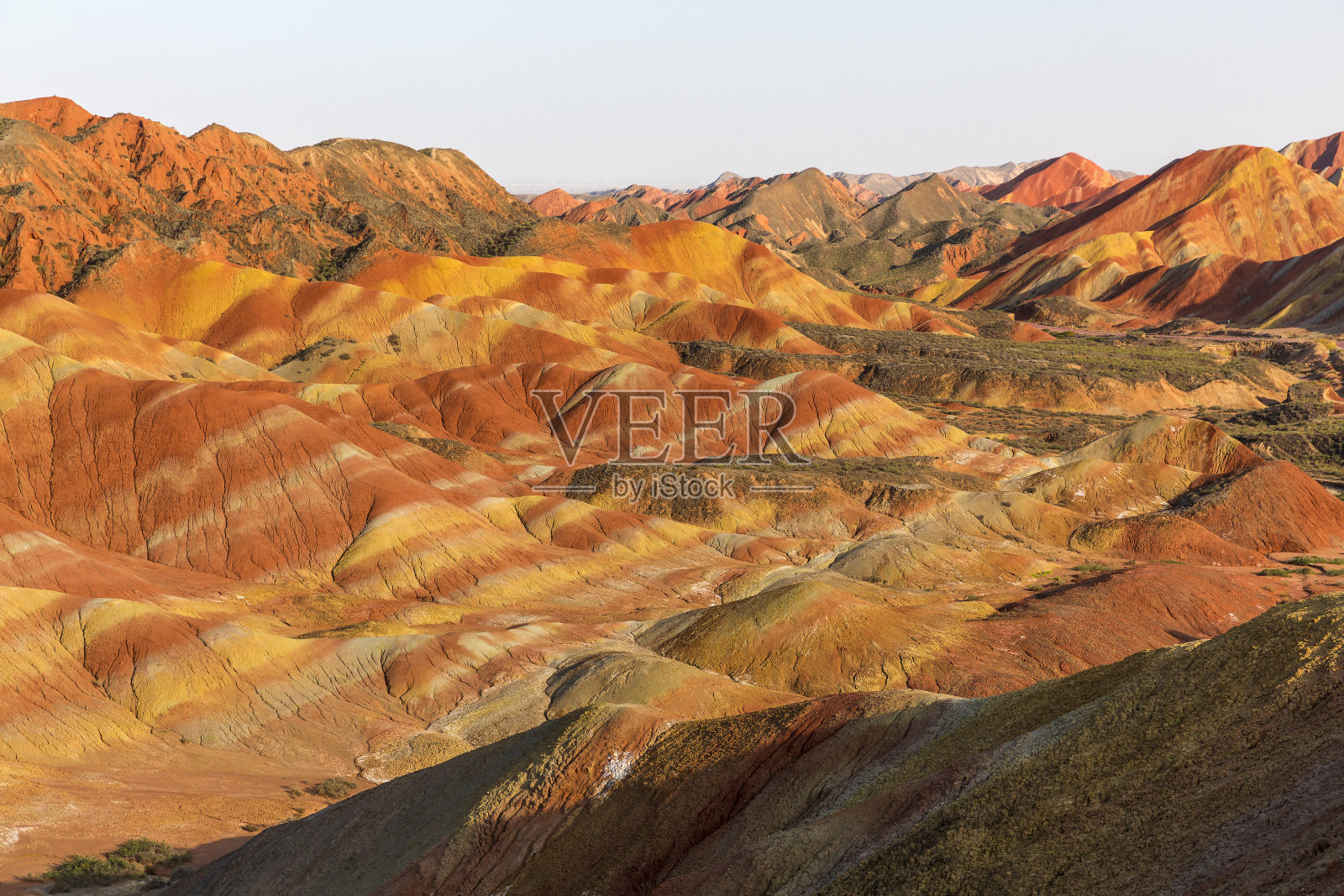中国甘肃张掖丹霞国家地质公园彩虹山。照片摄影图片