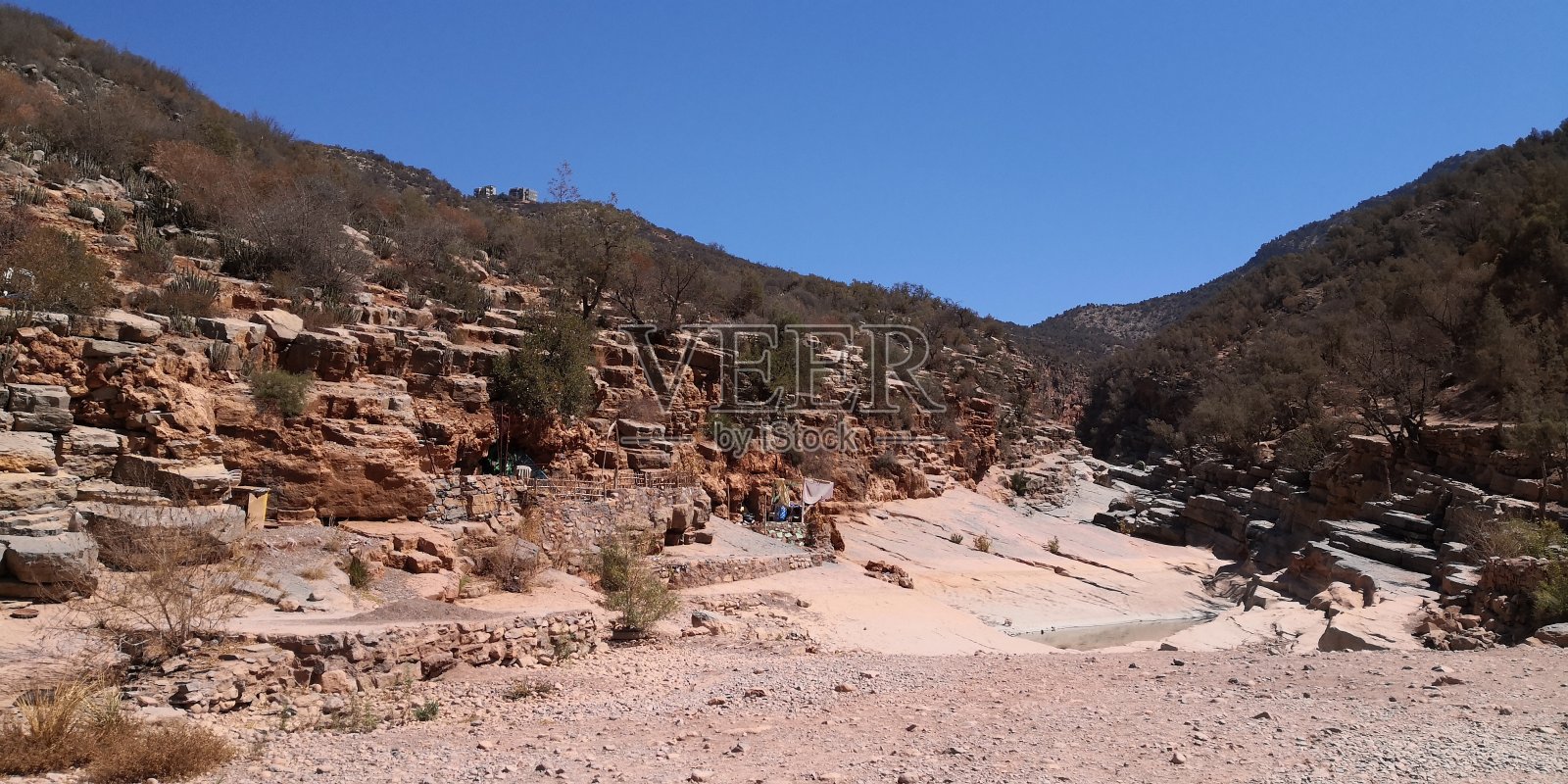 从阿加迪尔经由天堂谷到伊莫泽尔·艾达·乌塔纳内。2019年9月照片摄影图片