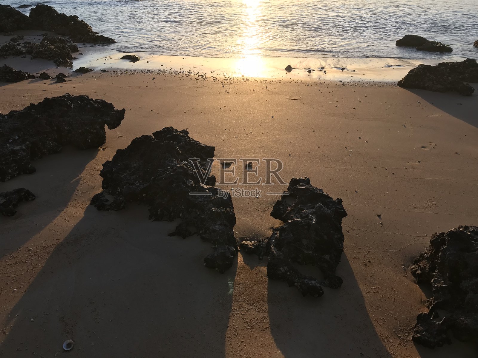 美丽的日落在巴西海滩照片摄影图片