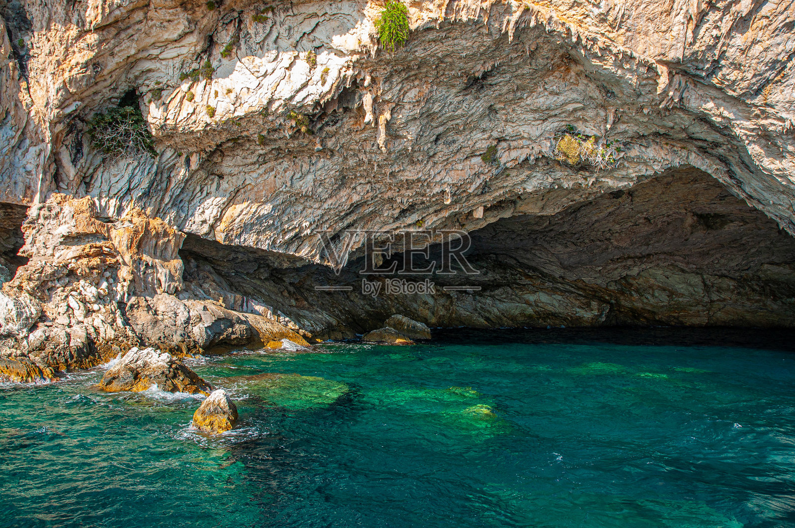 莱夫卡达海岸海滩鸟瞰图照片摄影图片